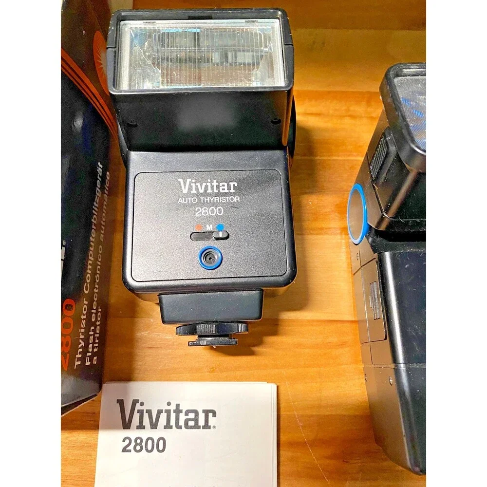 Vivitar Flash Duo — Auto Thyristor 2800 + Zoom Thyristor 3550